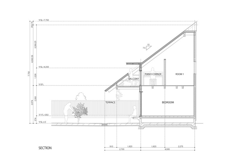 Folded Roof House / ISHIZAKI ARCHITECTS - Image 25 of 26