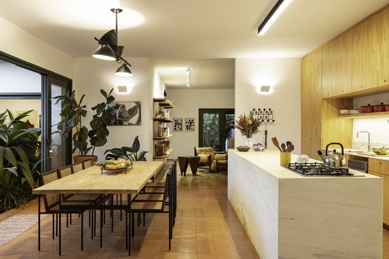 Pinheiro Farm / Equipe Lamas - Interior Photography, Dining room, Wood, Table, Chair, Lighting, Countertop