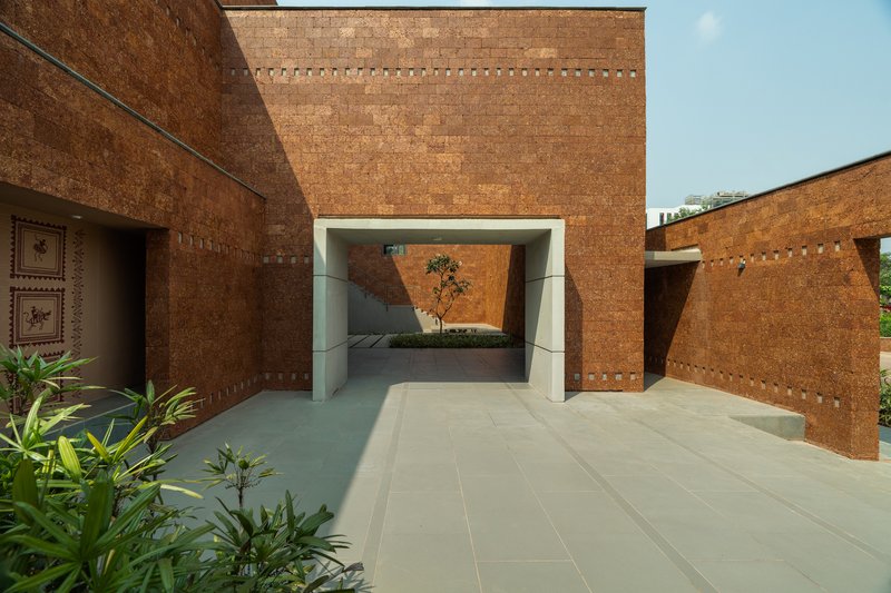 Bagchi Karunashraya Palliative Care Center / Mindspace - Image 3 of 36